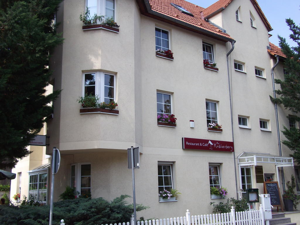 Pension & Cafe Am Kraehenberg Halle  Exteriér fotografie